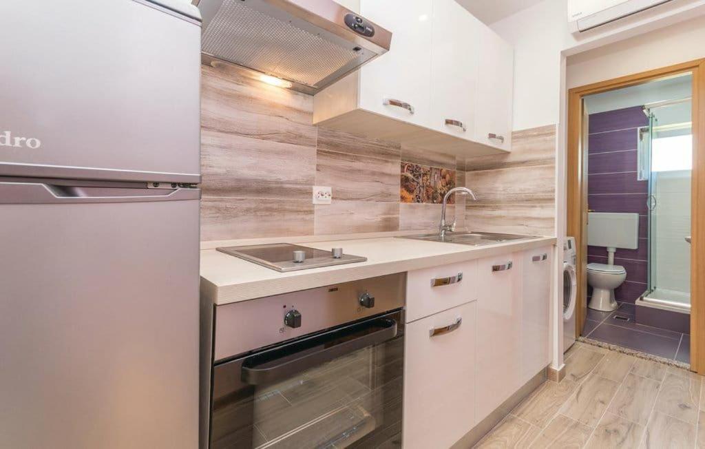 Apartmani Andrija Pakoštane Exterior foto